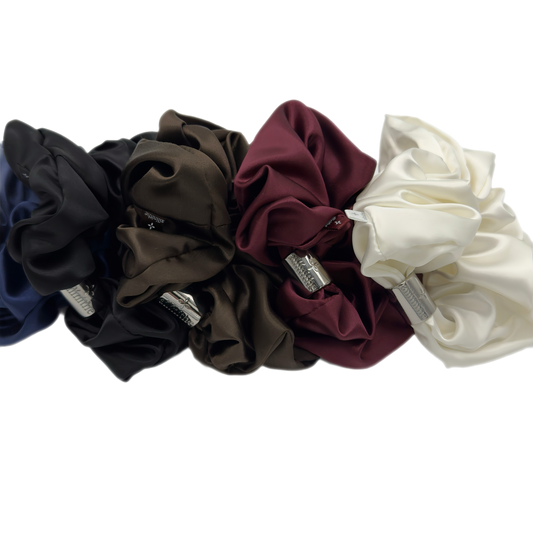 Wrapped in Grá (x1 Wrap, x2 Grip Socks x1 Mulberry Silk Scrunchie)